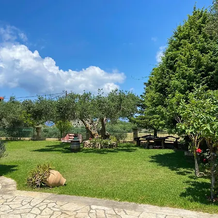 Apartament Ifigeneia's Khelmáta